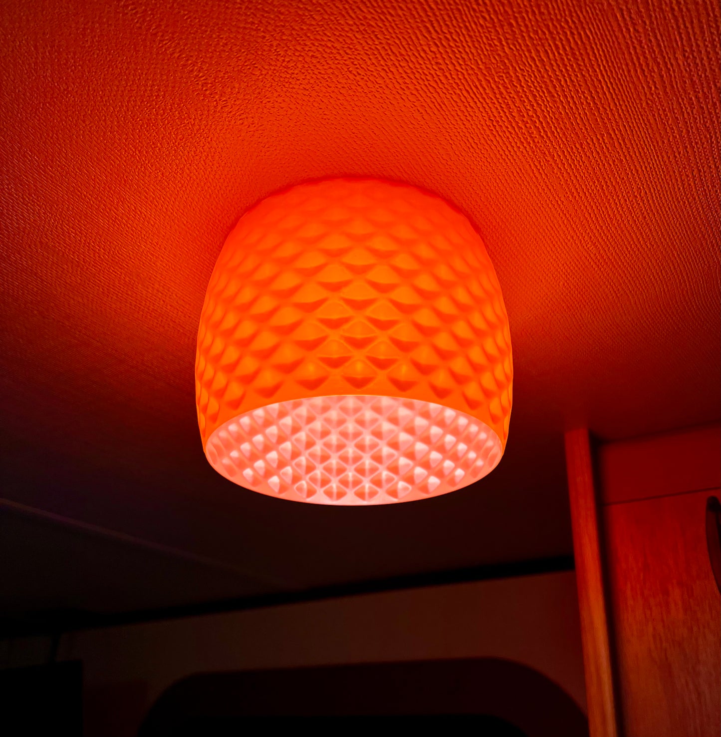 Diamond Texture RV LED Puck Light Shade