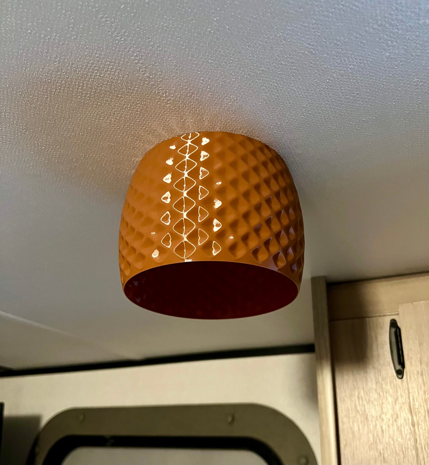 Diamond Texture RV LED Puck Light Shade